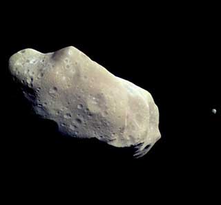 Asteroid Ida mit seinem Mond Dactyl